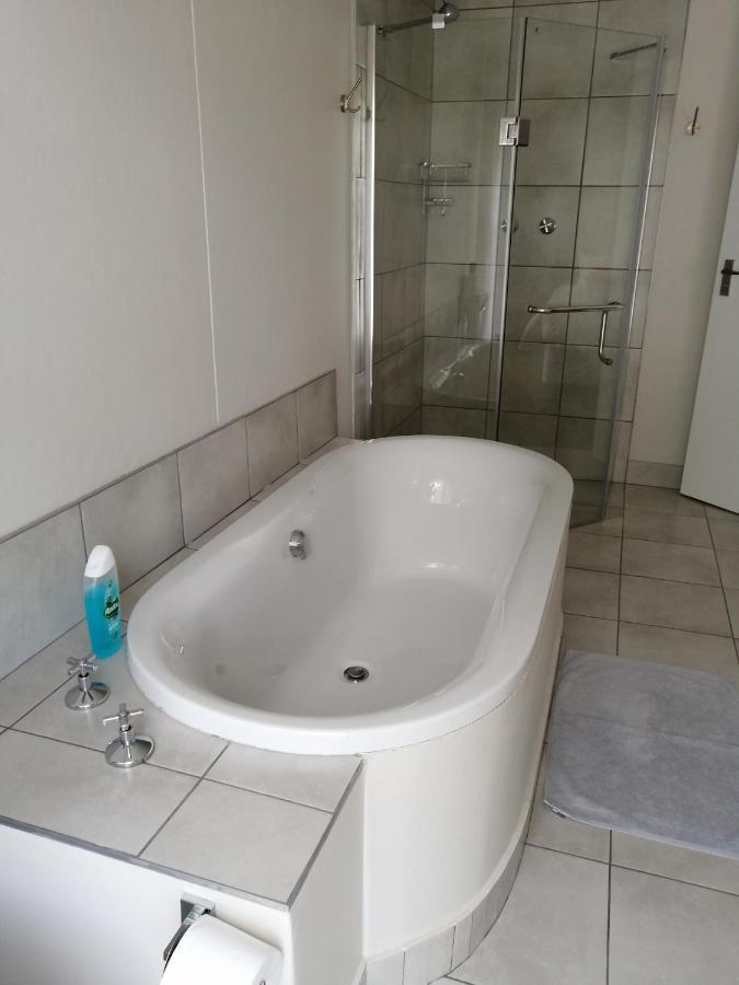 Park Living Guesthouse Bloemfontein Eksteriør billede